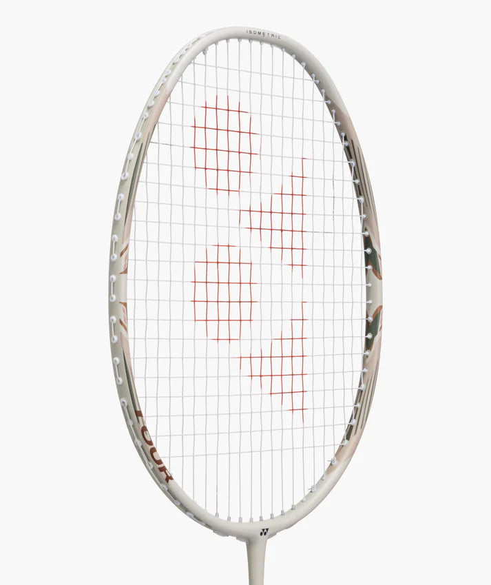 YONEX アークセイバー7 TOUR 4U6G ガット2026.08張替済 2026 Yonex Arcsaber 7 Tour Limited Edition (Light Beige